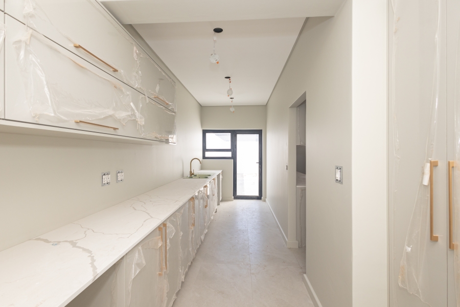 4 Bedroom Property for Sale in Sandown Western Cape